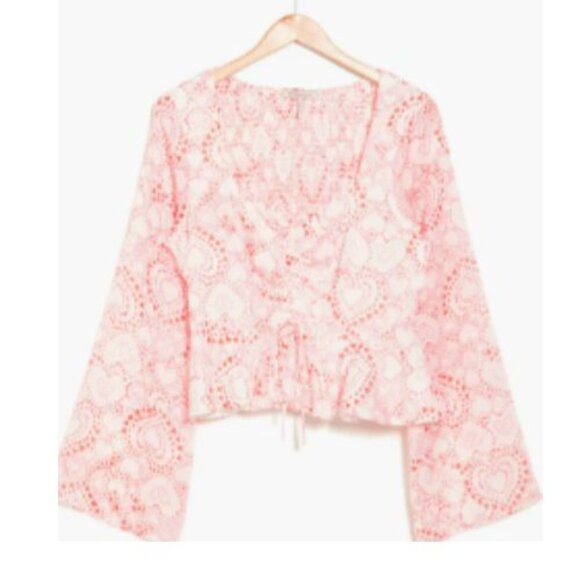 BCBGeneration Split Neck Smocked White & Pink Blouse Bell Sleeve Top SZ … - Picture 4 of 4